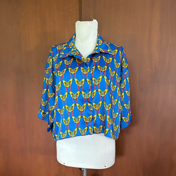 Zara Tops Zara Cropped Parrot Shirt Poshmark